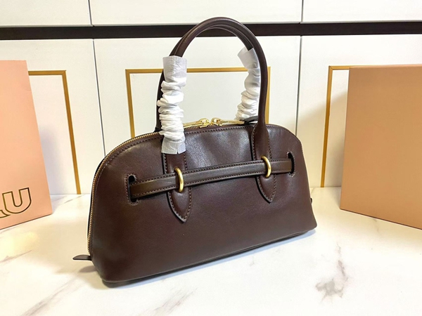 スーパーコピーブランドバッグ内部構造